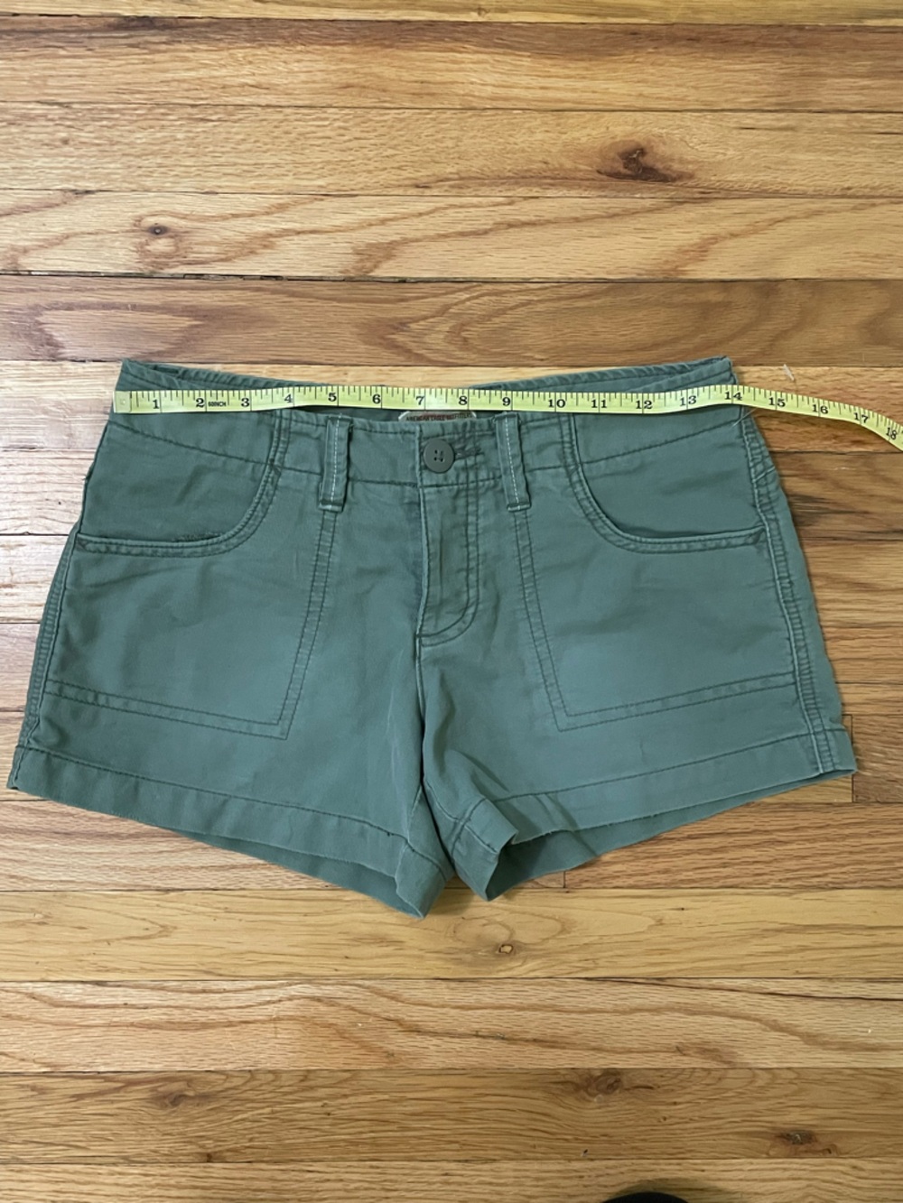 American Eagle Olive Green Utility Shorts - Picture 5 of 7